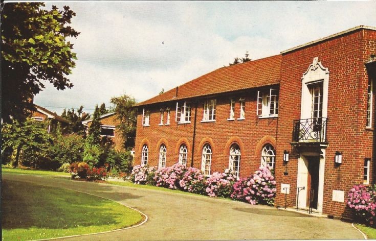 Roselands, Banstead