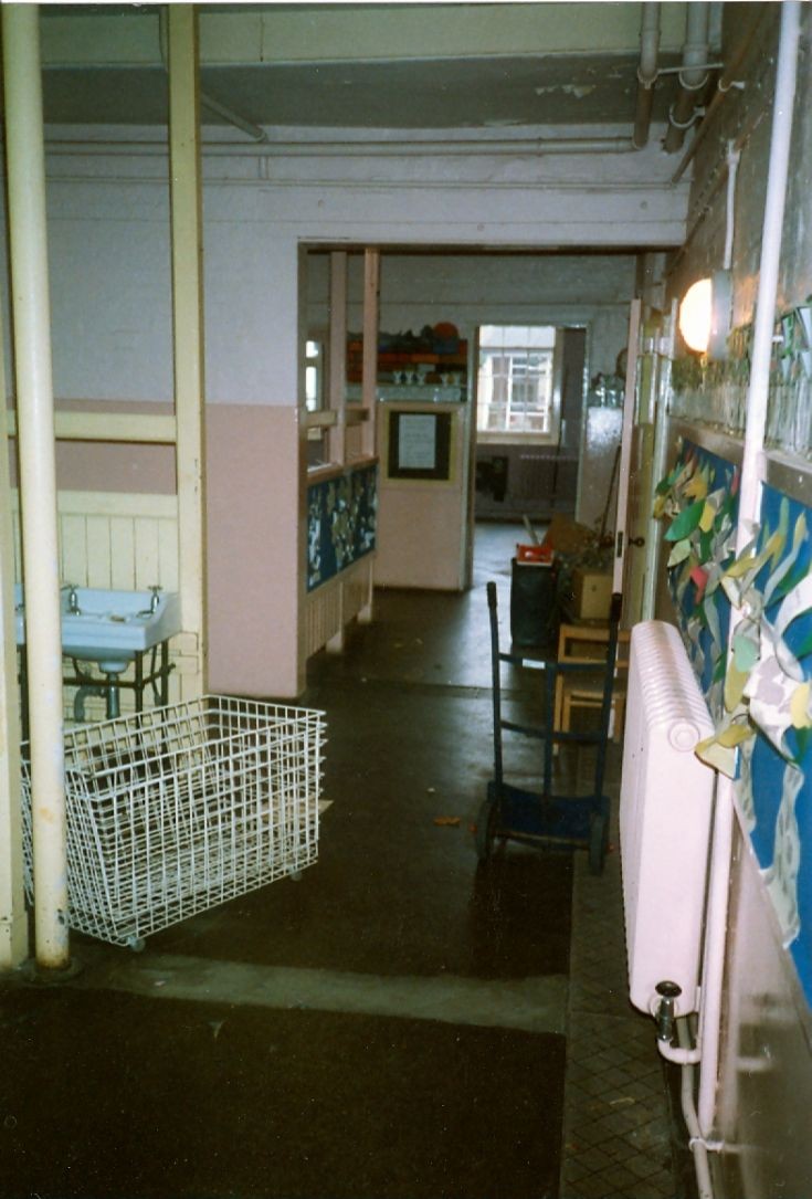 Banstead First School