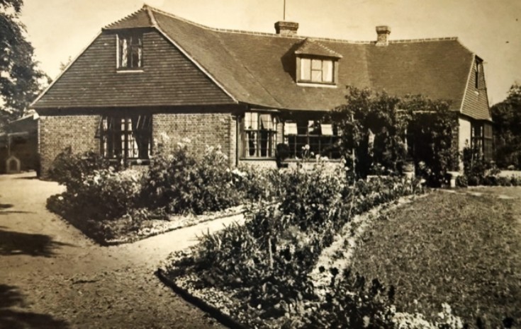 Woodbrae Sutton Lane, Banstead